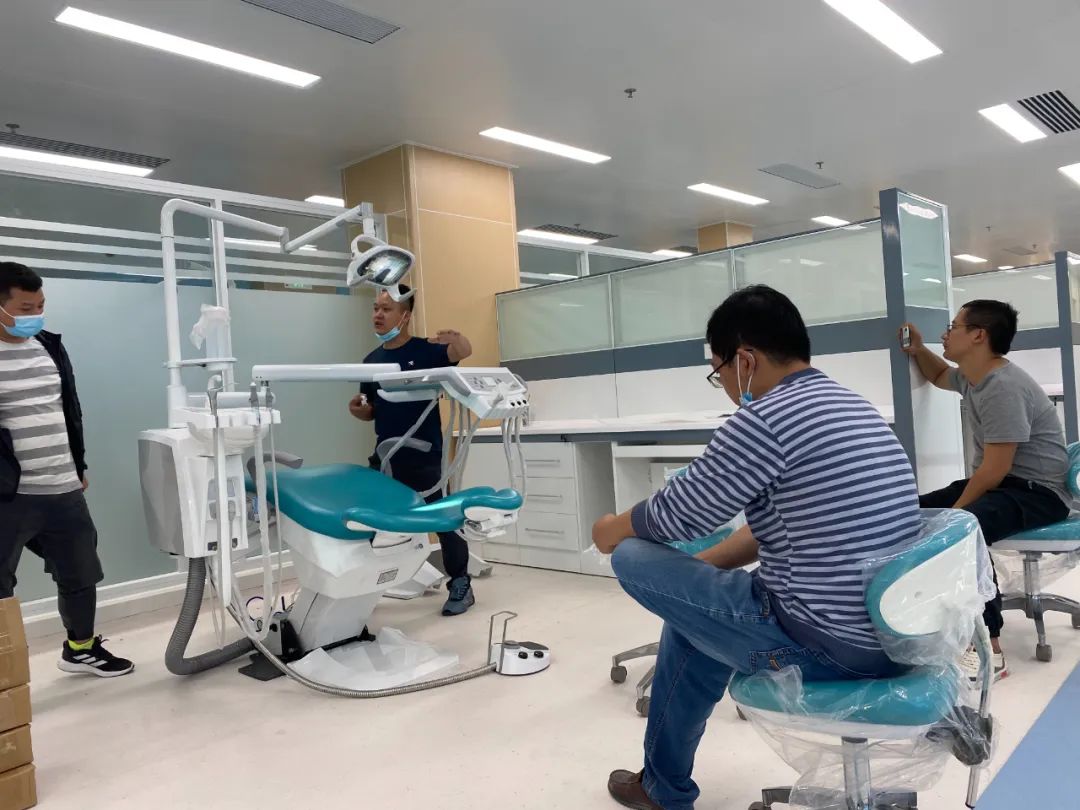 牙科椅厂家、牙科综合治疗机、种植影像牙椅
